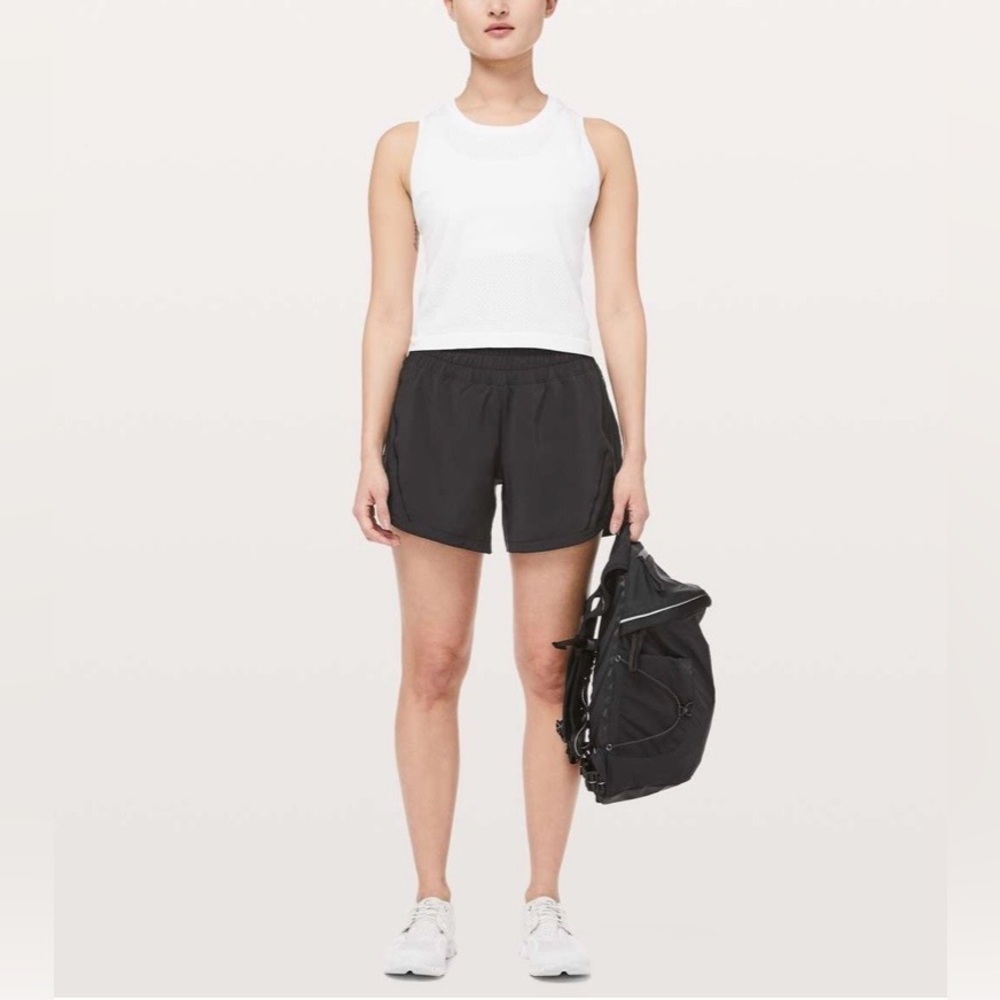 Lululemon Track That Short 5” Black Swift Ultra 2019 Retired Size 0 EUC - Picture 3 of 9